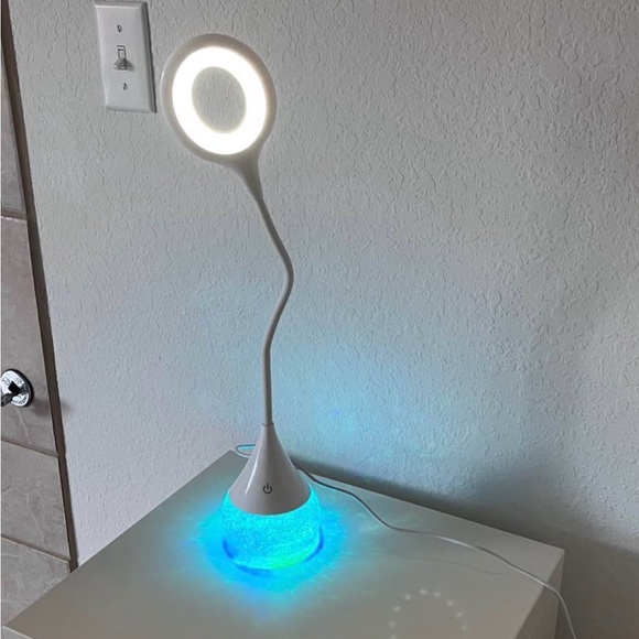 Colorful LED glowing Lamp - Picture 7 of 8